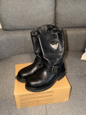 Harley Davidson Black Leather Engineer Boots with Silver Emblem